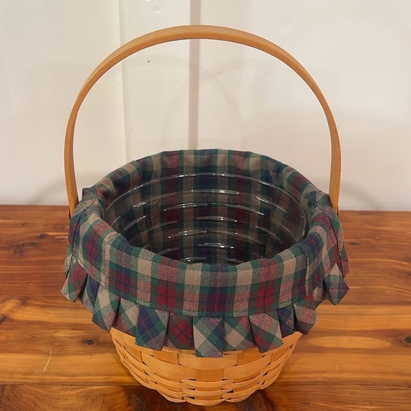 Vtg Longaberger 2002 Small Fruit Basket - Picture 2 of 7
